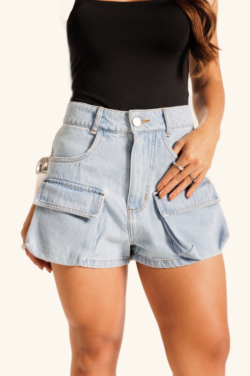 Short Cargo Thaissa